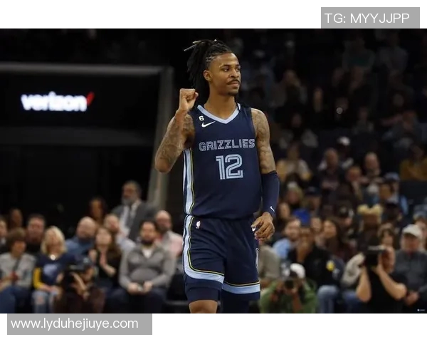 杜锋：球队防守投入度有进步，进攻还需更多比赛来熟悉彼此