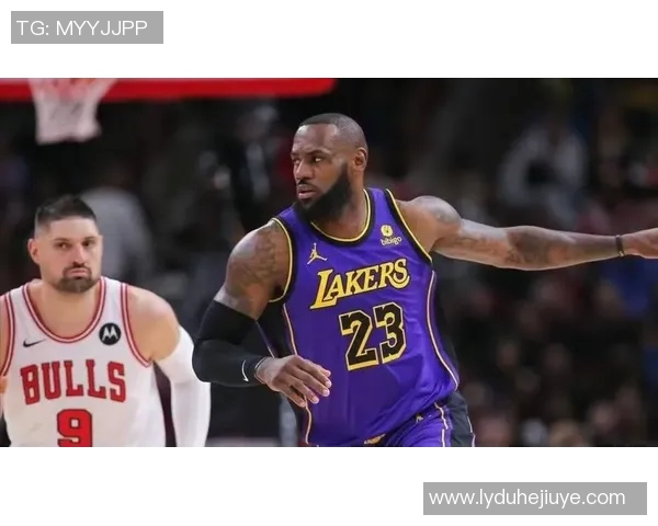 外线狂打铁！近3场比赛 湖人两次三分命中率低于20%！